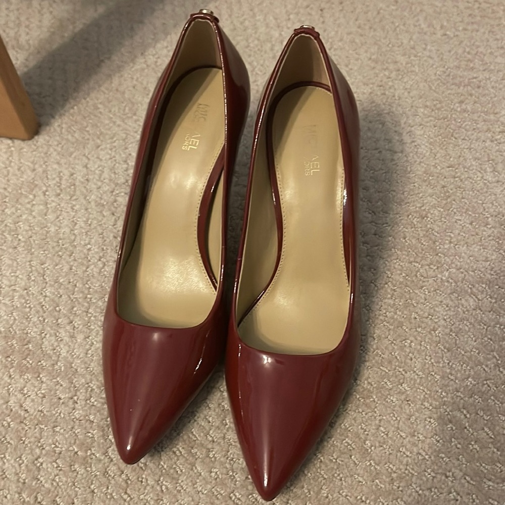 Size 8.5 Women’s Michael Kors Heels
